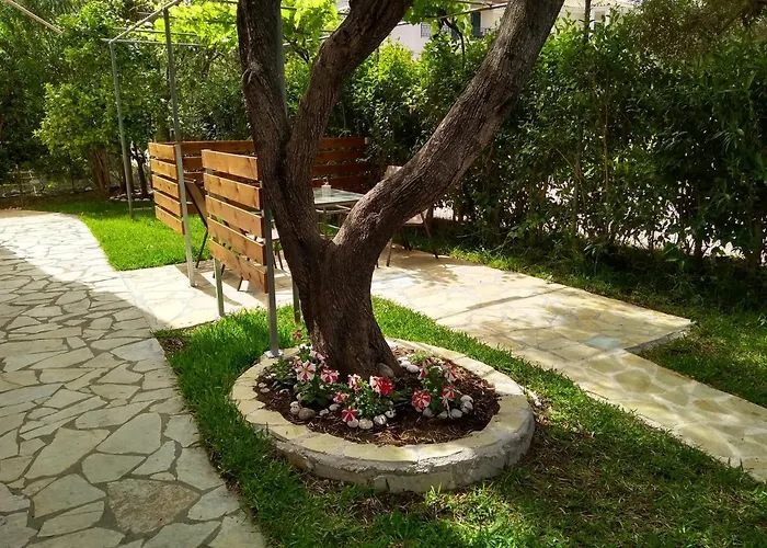Ligustro Apartment *